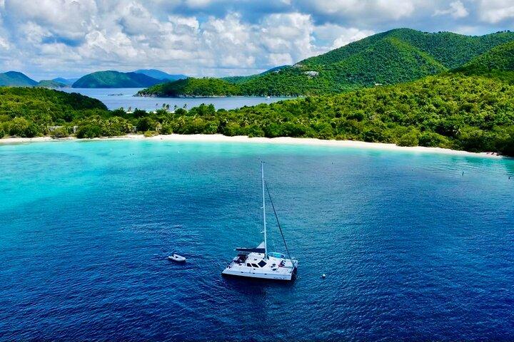St. Thomas & St. John Voile privée de luxe d'une journée (12 invités max)