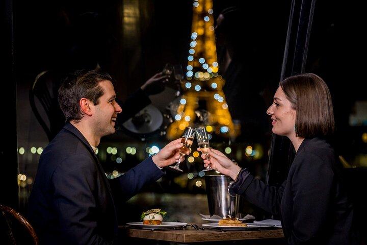 Paris Bastille Day Seine Dinner Cruise 3-Courses with Wine