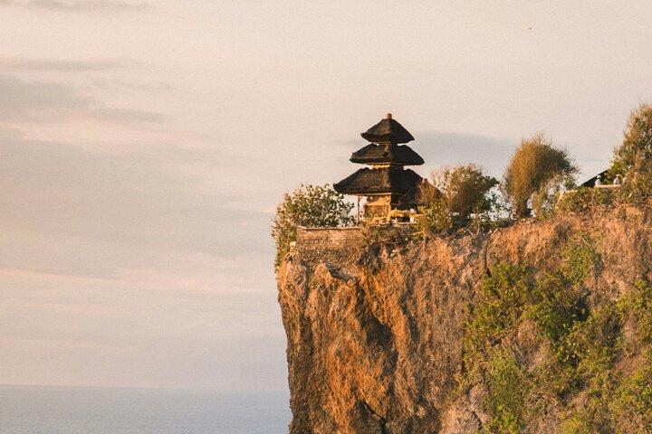 Uluwatu Cultural Tour : Ocean Cliff Temple & Kecak Fire Dance