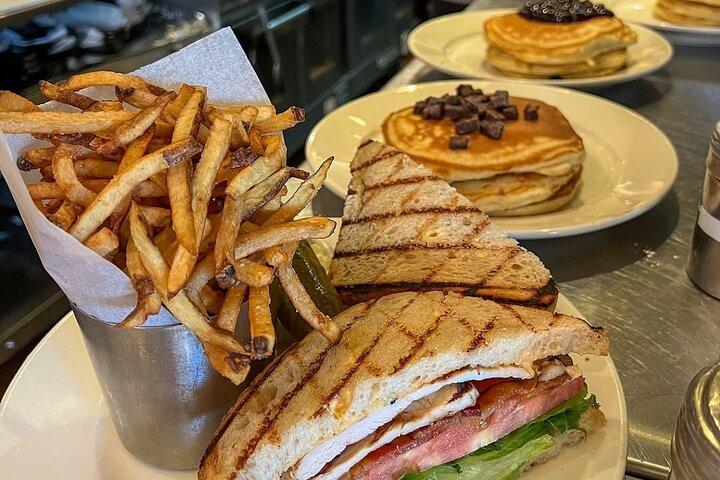 Barcelona : Schnorchel- und Kajakgruppe Costa Brava mit Mittagessen