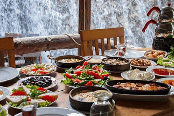 Fra Istanbul: Scenic Sapanca og Masukiye Day Trip med frokost