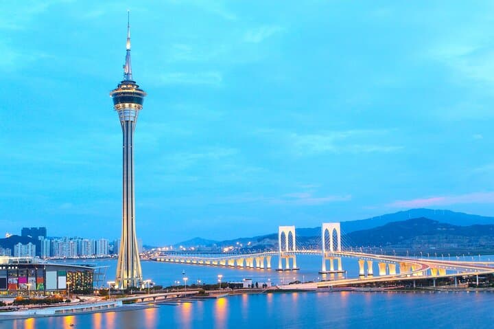 Macau Highlights & Culture Day Trip from Hong Kong with Pickup