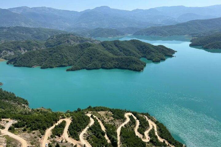 Excursion d'une journée de Tirana au lac Bovilla