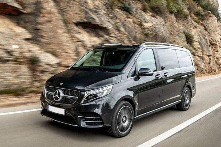 Istanbul Airport VIP Transfer (IST & SAW) to/from City Center