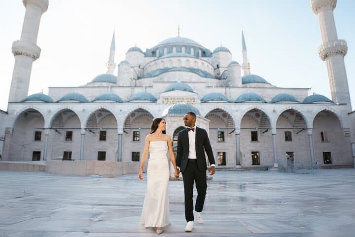 Istanbul Photoshoot tour with Local Photographer