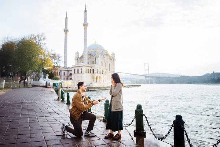 Istanbul Photoshoot tour with Local Photographer