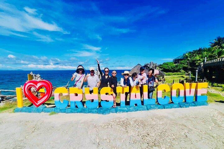 Boracay Island Hopping : Buffet & Swim w/ Fish | Opt : Cueva de Cristal