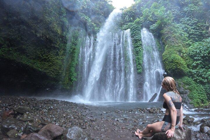 Lombok | NORTH WATERFALLS TOUR & SEMBALUN, RINJANI VIEW