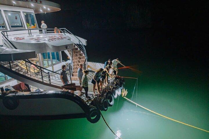 Cruzeiro Premium de noite Explore Lan Ha Bay e Cat Ba Island