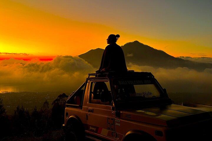 Batur Volcano Jeep Sunrise & Black Lava Experience Tout inclus