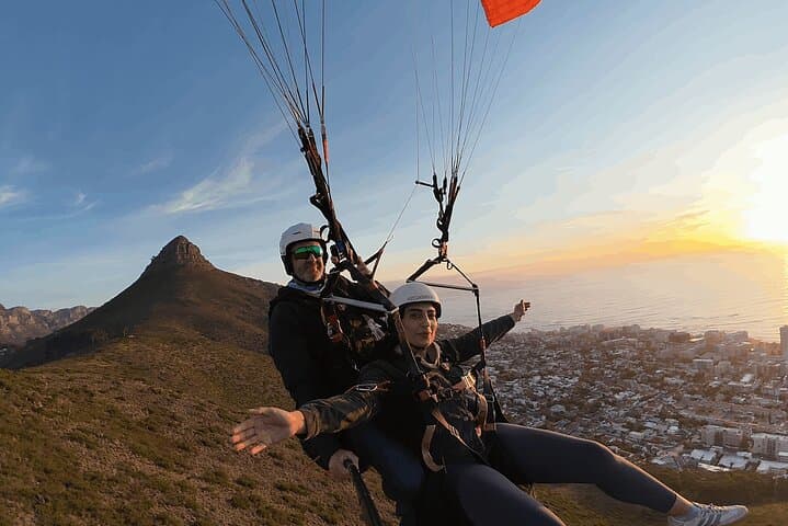 Tandem Paragliding Cape Town Experience TABLE MOUNTAIN PARAGLIDE