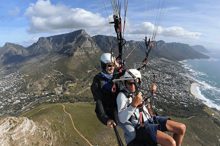 Tandem Paragliding Cape Town Experience TABLE MOUNTAIN PARAGLIDE