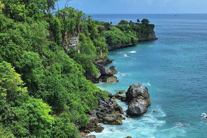 Uluwatu All Inclusive Tour with BBQ, Temple and Fire Dance Show
