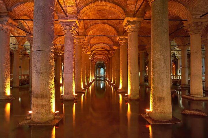 Basilica Cistern Night Entry biljett och Audio Guide