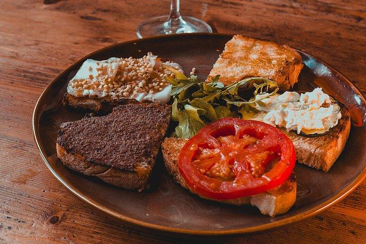 ローマ発ティヴォリとエステ宮へのプライベートツアー(料理教室付き)