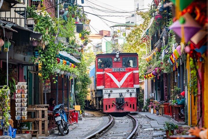 Private Hanoi Walking Tour : Lokale versteckte Edelsteine und Train Street