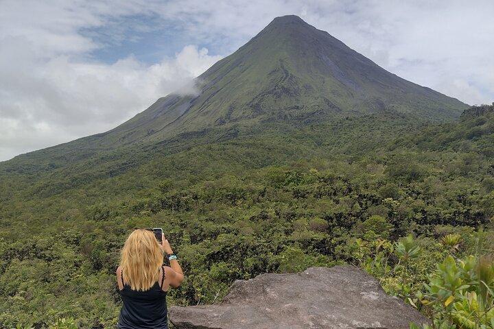 Volcan Arenal Randonnée La Fortuna