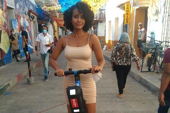 WALLED CITY & GETSEMANIによるFUN, FAST, FRESH SEGWAY TOUR