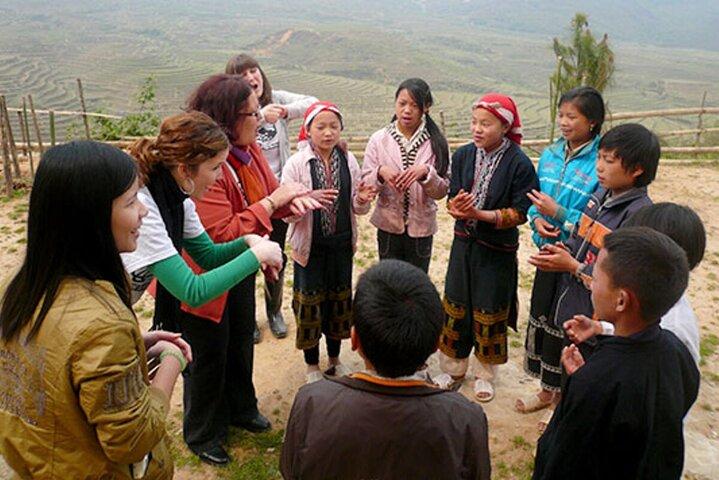 Sapa 3 Dias 2 Noites Trekking autêntico e Fansipan com chalé VIP