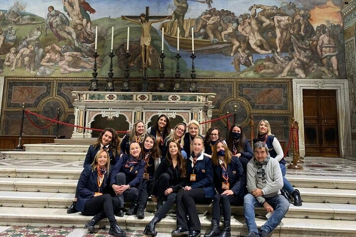 Colosseum, Roman Forum Experience and Vatican Museums