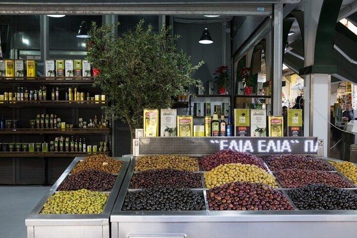 Griechische Olivenölprobe und traditionelle Aromen in Thessaloniki
