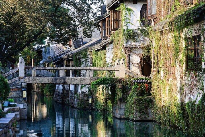 周荘水郷プライベート日帰り旅行(ランチとボート付き)