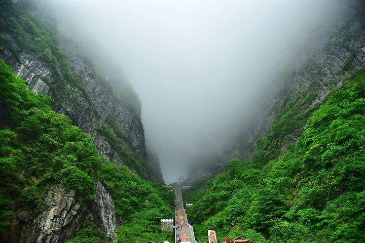 Visite privée de deux nuits : Tianmen Mountain & 72 Odd Towers