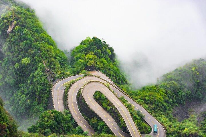 Visite privée de deux nuits : Tianmen Mountain & 72 Odd Towers