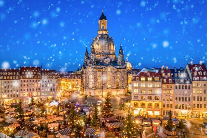 Dresden Christmas Magic Self Guided Walking Tour com um APP