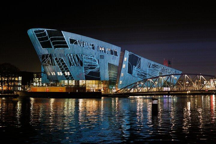 Light Festival Boat Tour max. 10 Guests incl. Gluwhein/Snacks