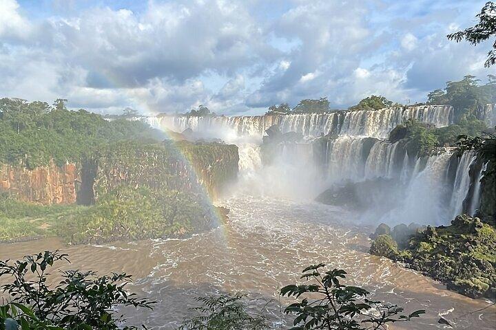 イグアスの滝ブラジルとアルゼンチン2日間ツアー