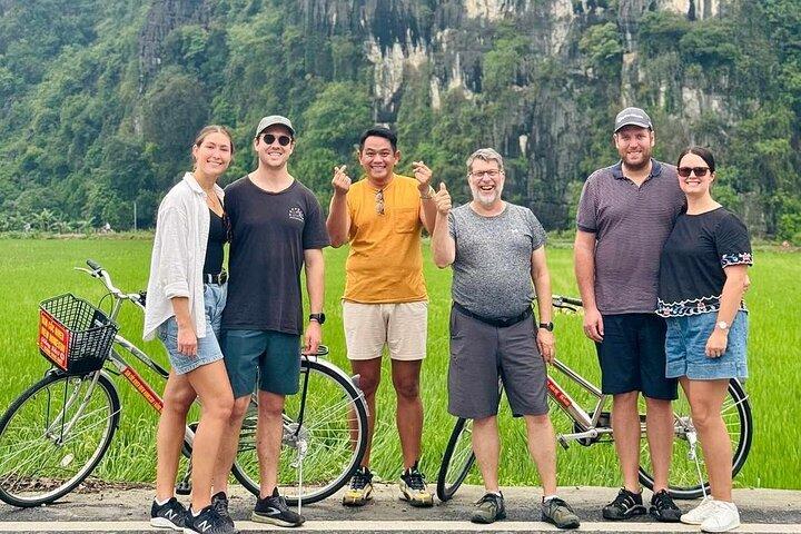Excursão de luxo de Hanoi: Explore a Capital Hoa Lu e Tam Coc