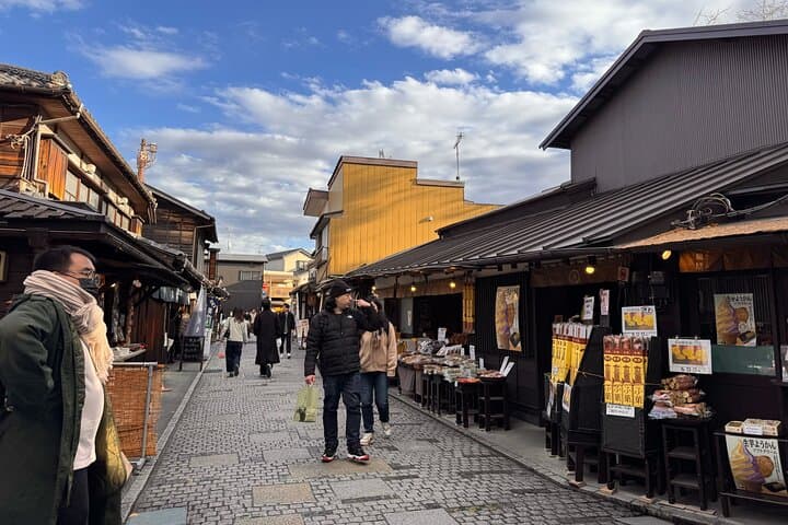 Kawagoe,Ikaho Tour frm Tokyo w/KobeBeef Lunch,Strawberry Picking