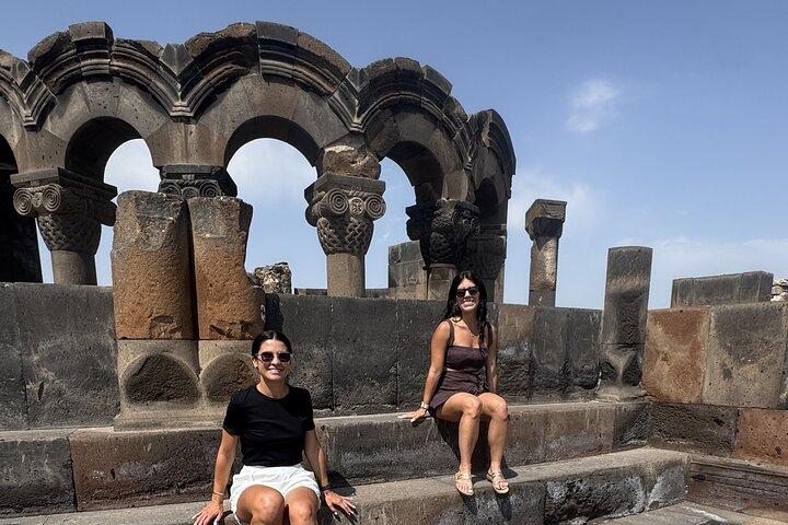 Tour privado de Khor Virap, Catedral de Echmiadzin e Zvartnots