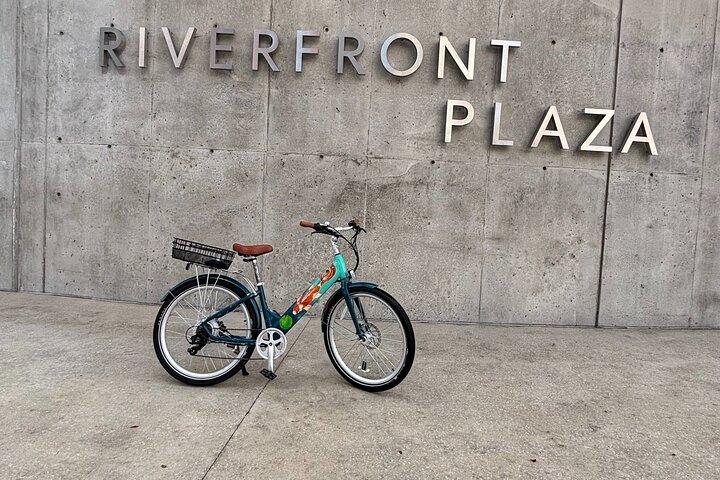 Riverfront Loop Autoguiado Alquiler de Bicicletas E Aventura