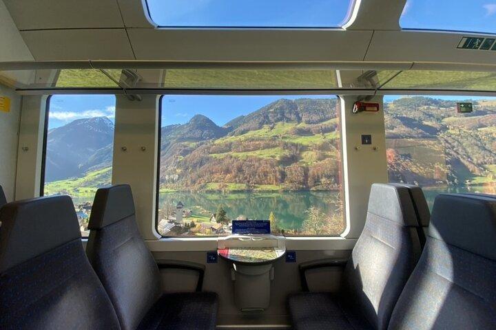 プレミアムパノラマ列車、インターラーケンとルツェルン旧市街ツアー