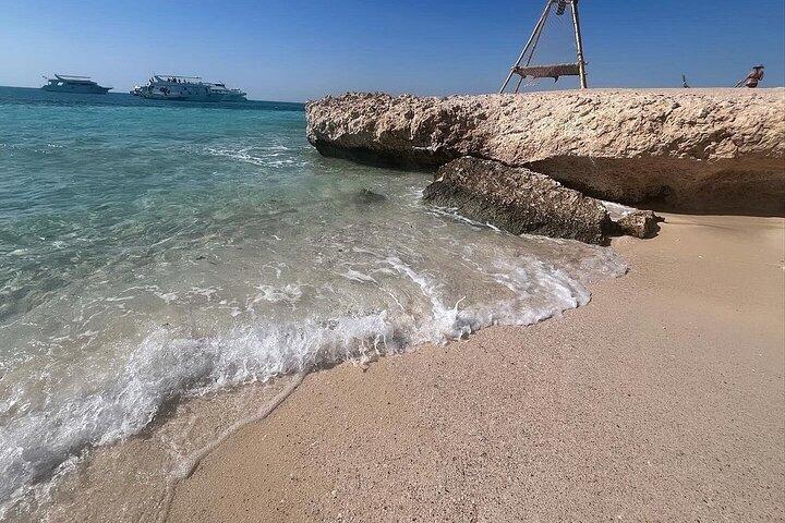 Hula Hula Island: Unforgettable Day Trip from Hurghada