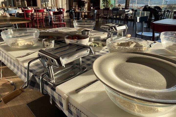 Sorrento: Classe de Cozinha de Pasta e Tiramisu com Almoço e Vinho