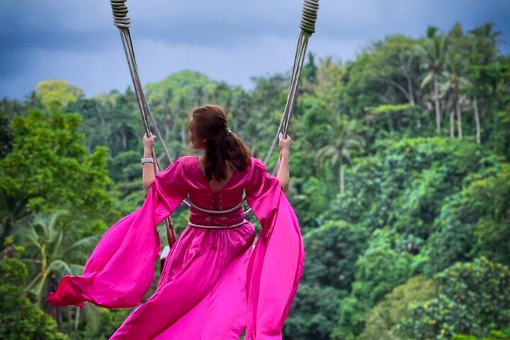 Hoteller i nærheden af Ubud Most Iconic Waterfall Swing and Water Temple