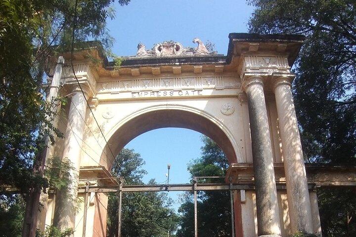 ハイデラバード遺跡ツアー:博物館、英国レジデンス&パイガ墓群