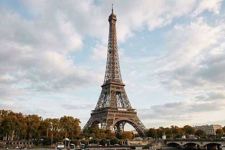 Eiffel Tower Climbing Tour with Optional Summit with Elevator