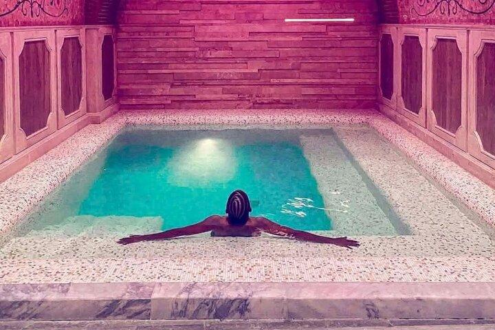 Rituale bagno di zolfo di lusso con ritiro e vino a Tbilisi