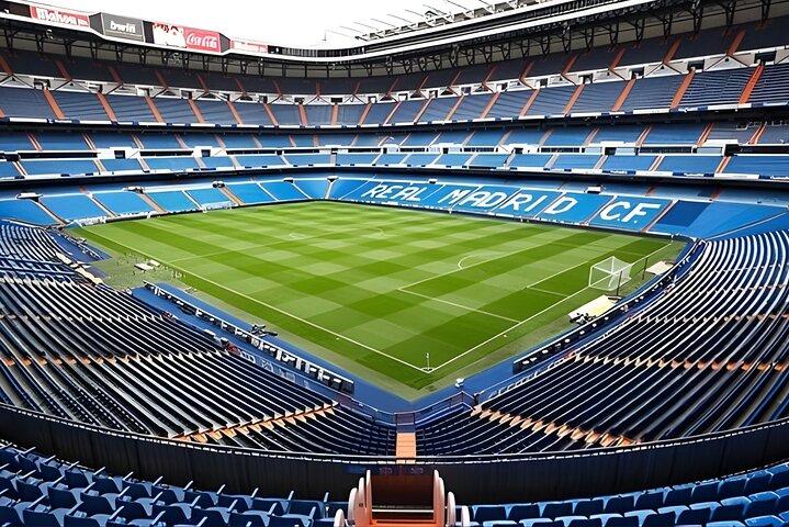 Tour en vélo électrique de Santiago Bernabeu à Madrid