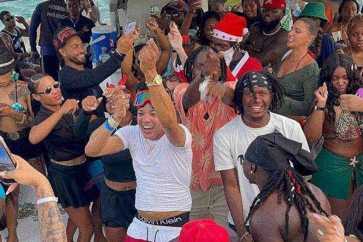 Punta Cana Hip Hop Party Båd med åben bar *Kun voksne