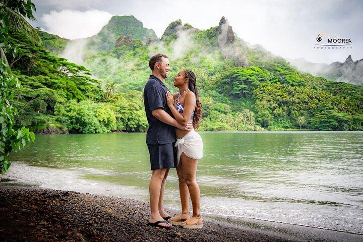 Professional Photo Shooting in Moorea, unique session adapted