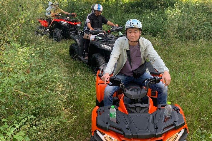 Excursion en VTT à Spartan Motorsport Chiang Mai