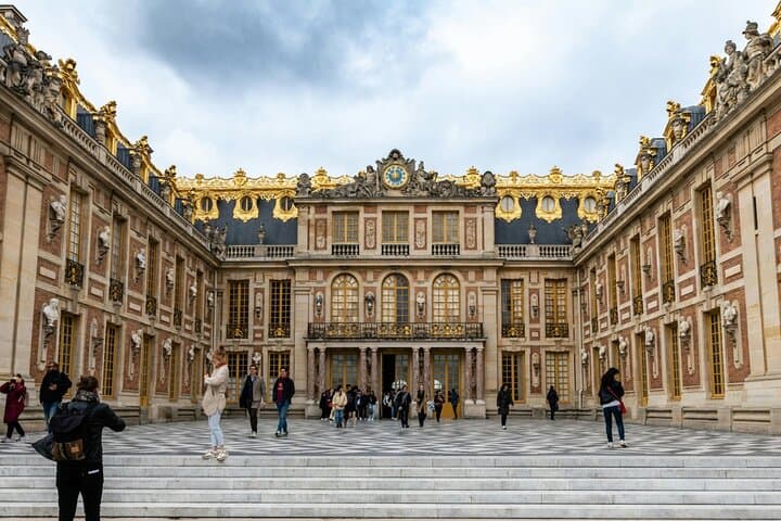 The Palace of Versailles and Garden Experience