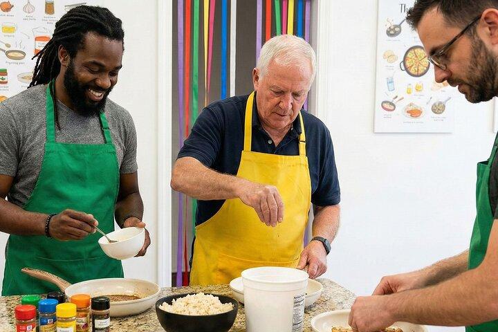 4h Cooking Class in Cartagena with 10 Recipes & Bottomless Drinks