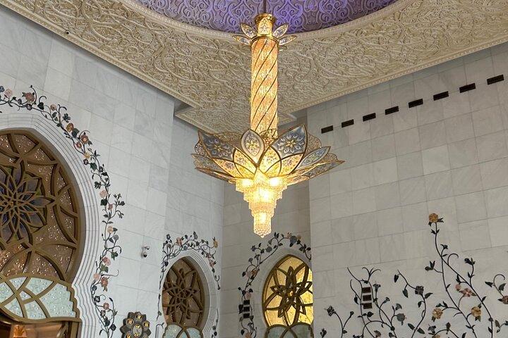 Excursão Privada | Sheikh Zayed Grand Mosque