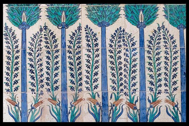 Ottoman Palaces in Istanbul: Topkapi Palace and Dolmabahce Palace